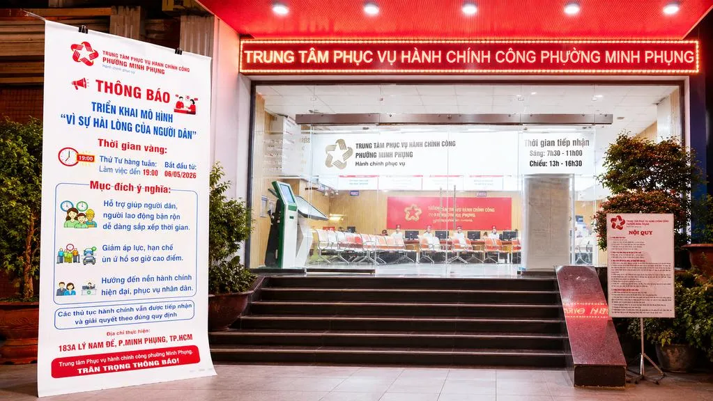 Phường ở TPHCM mở thêm giờ phục vụ dân