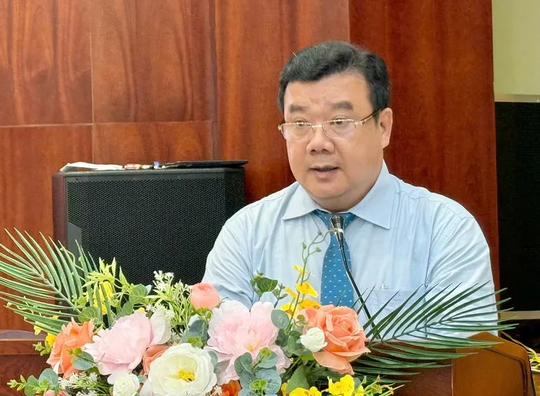 ong-nguyen-tran-phu-bi-thu-dang-uy-phuong-tan-son-nhi-phat-bieu-on-truyen-thong_20260514102502
