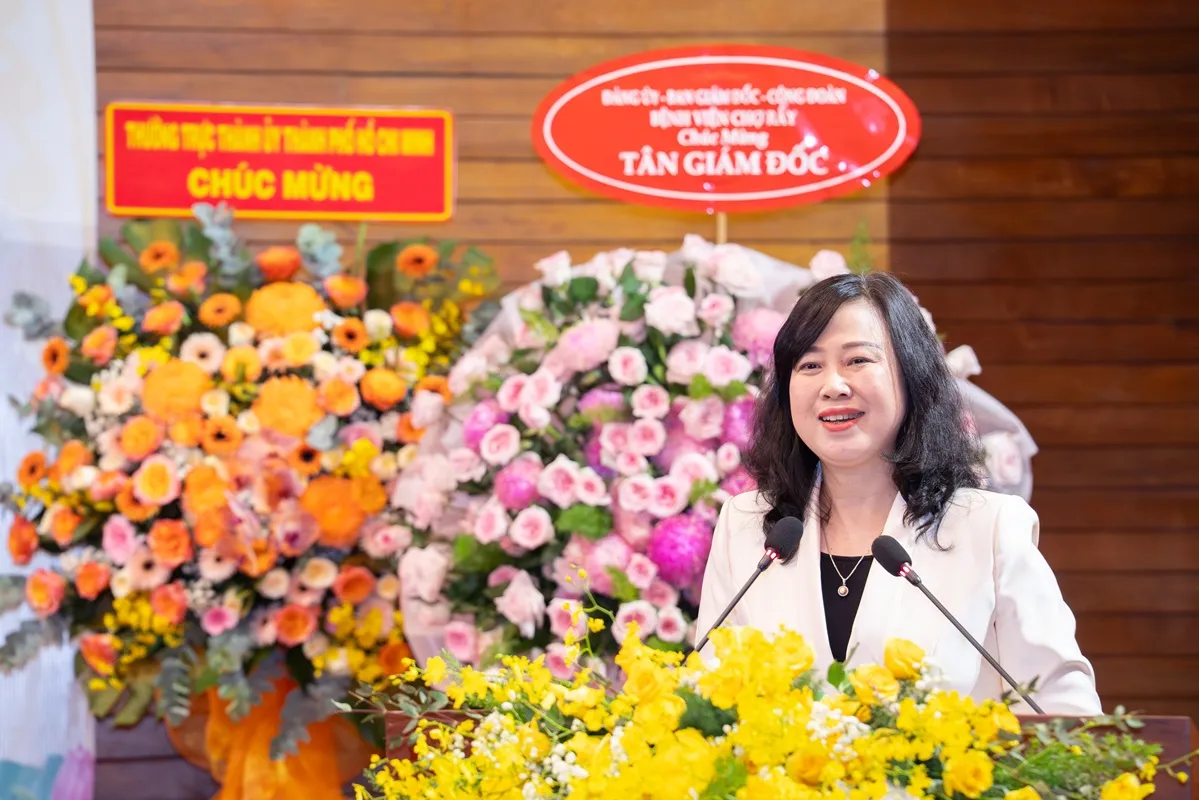 Bộ trưởng Bộ Y tế Đào Hồng Lan