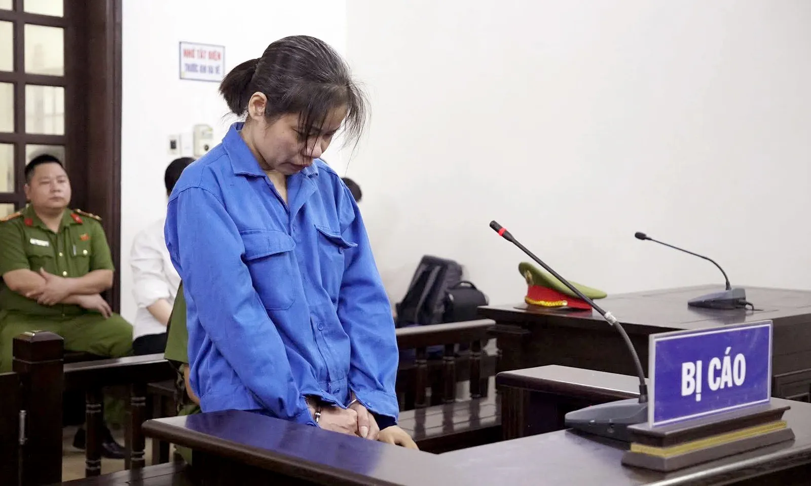 Phạt 24 tháng tù nữ giúp việc bạo hành cụ bà 82 tuổi