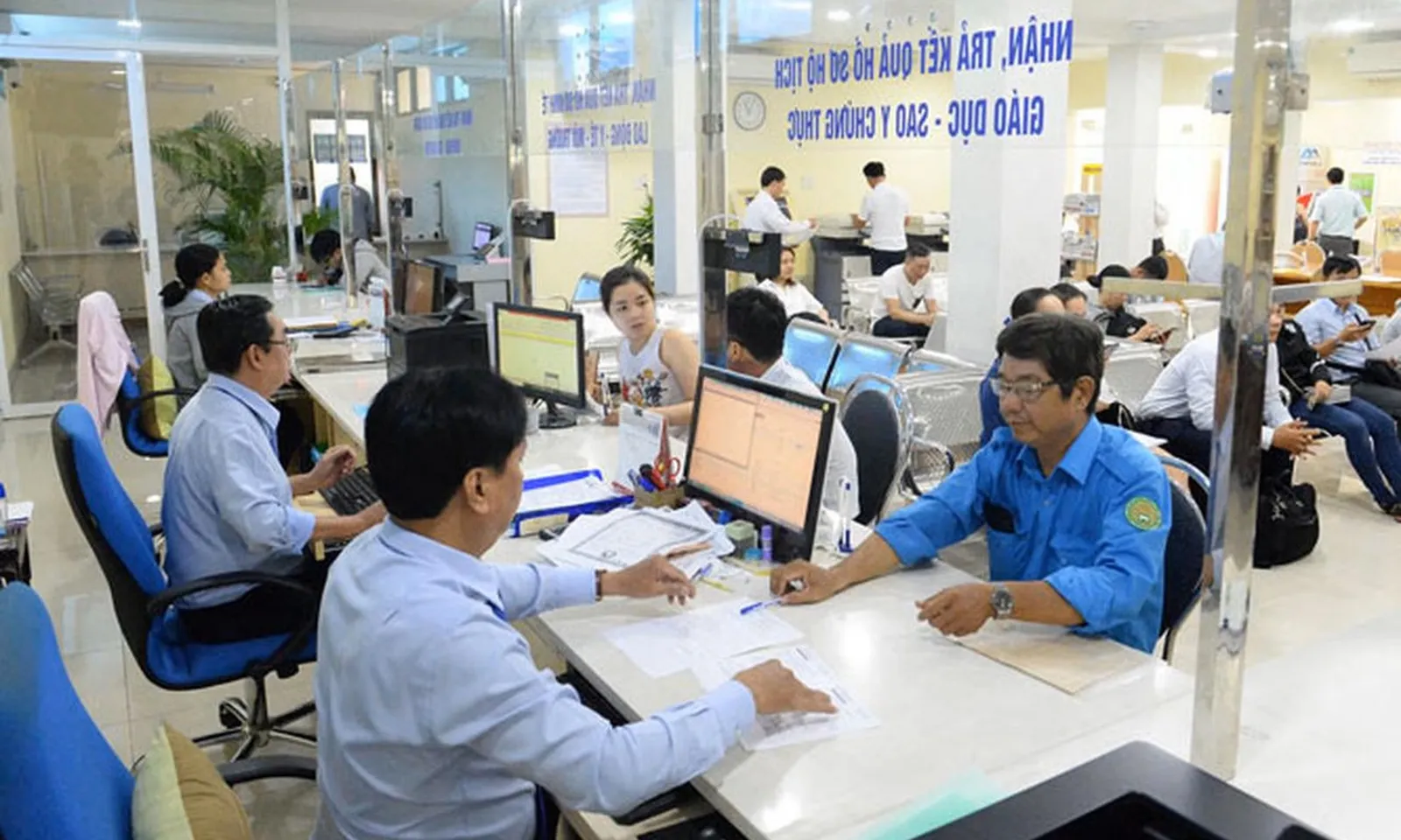 Tiếp tục cắt giảm, đơn giản hóa 4 nhóm thủ tục hành chính