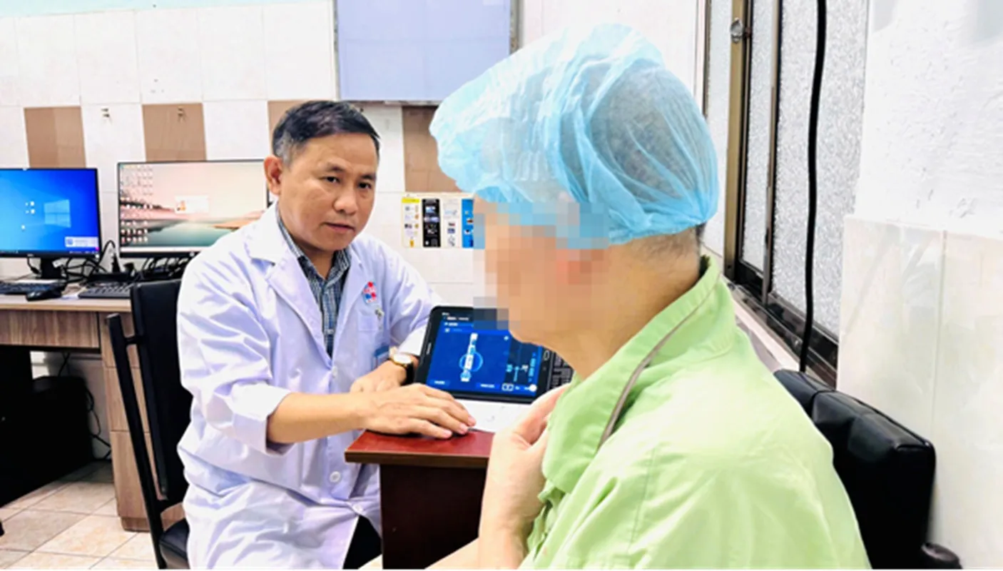 Khám và điều chỉnh máy kích thích trước khi bệnh nhân xuất viện