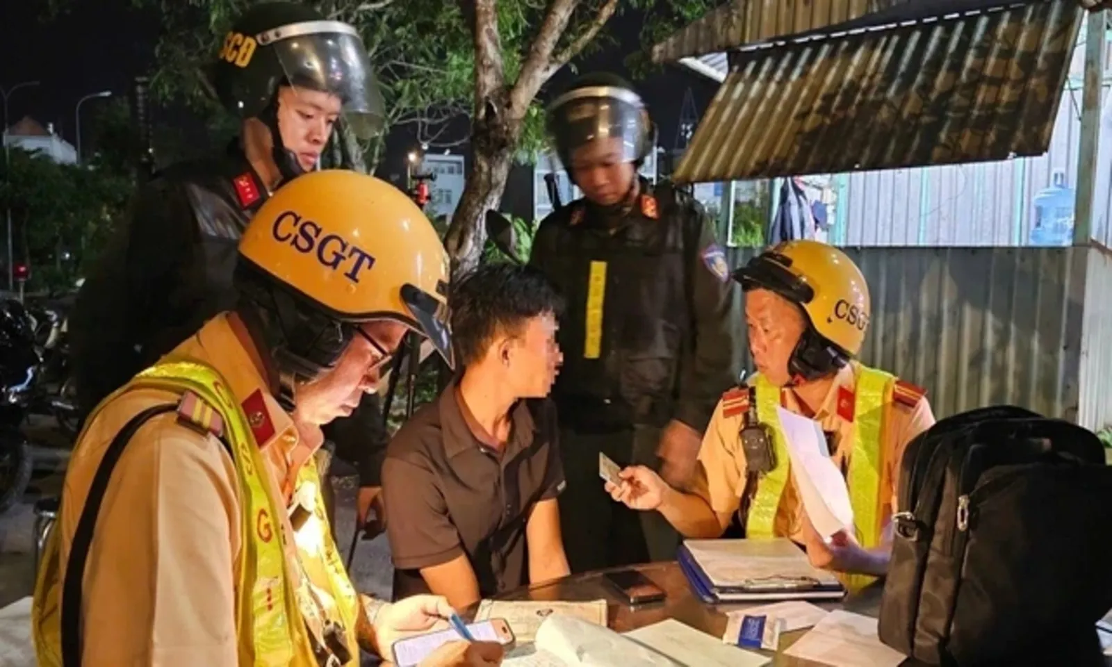Công an TPHCM mở cao điểm 45 ngày đêm “làm sạch” địa bàn, quyết liệt phòng chống ma túy – Hình 2