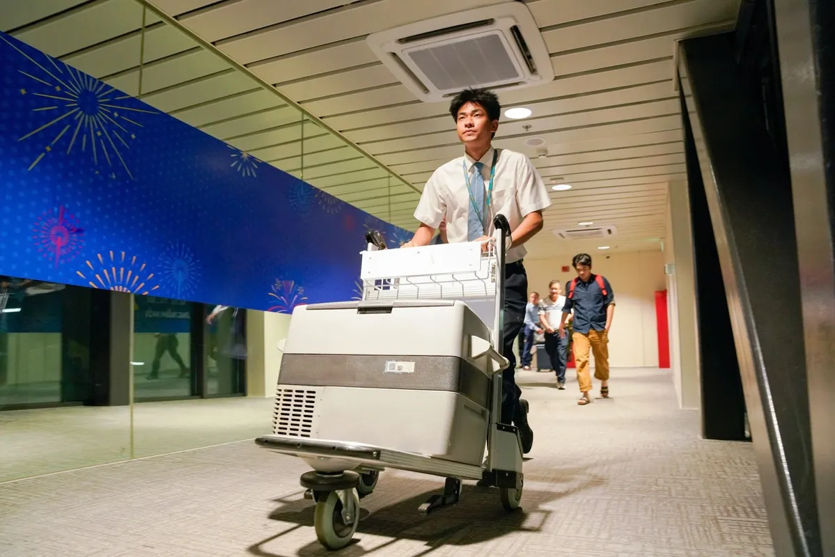 Hành trình đưa tim hiến về phòng mổ được triển khai nhanh chóng, bảo đảm các yêu cầu nghiêm ngặt về thời gian và bảo quản tạng