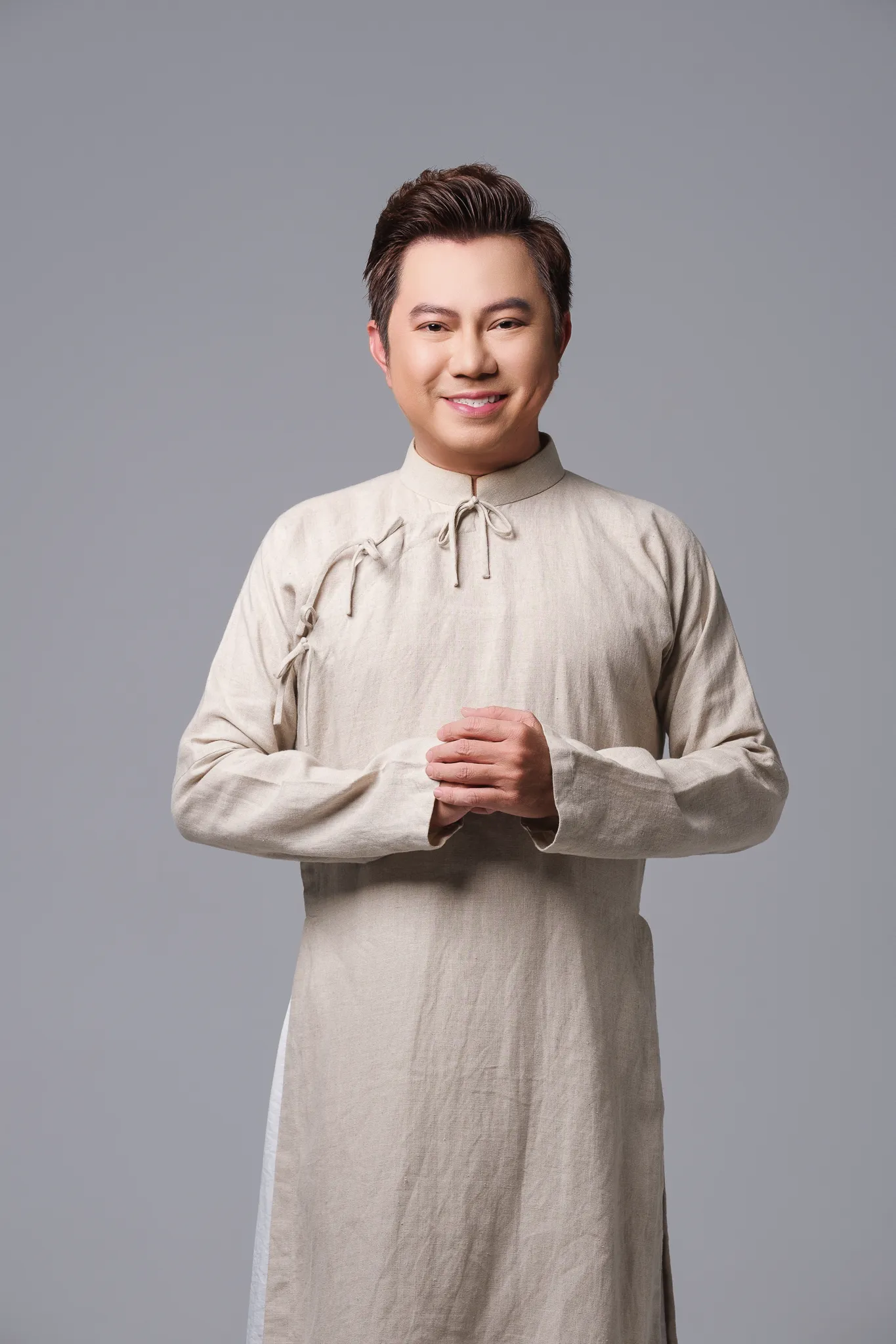 QUOC DAI_CHAN DUNG_2