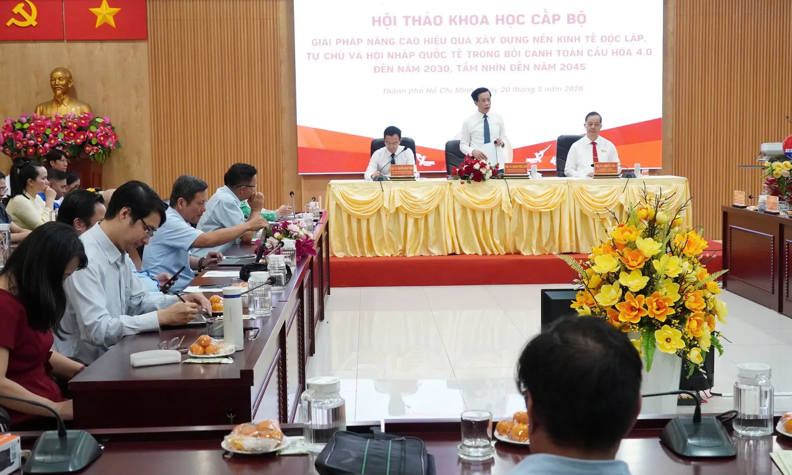 Nâng cao hiệu quả xây dựng nền kinh tế tự chủ, hội nhập quốc tế