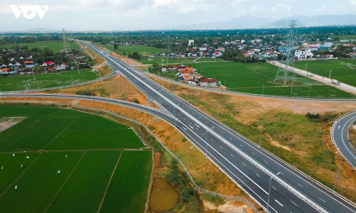 Đề xuất 17.500 tỷ đồng đầu tư cao tốc Cổ Tiết - Yên Bài nối Hà Nội và Phú Thọ