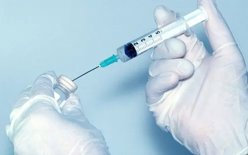 Dung dịch Fentanyl được tiêm trực tiếp vào tĩnh mạch