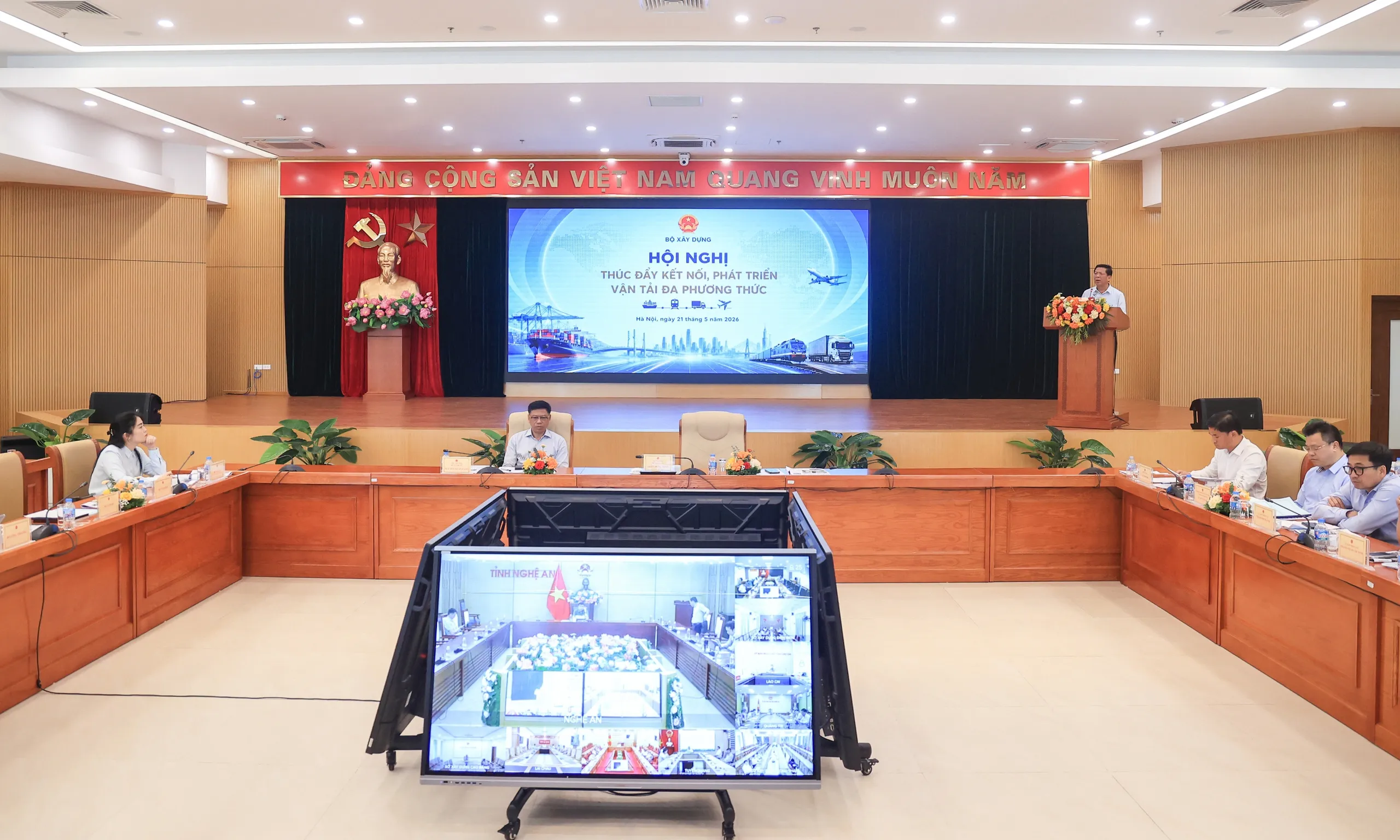 Bộ trưởng Trần Hồng Minh: Phát triển vận tải đa phương thức để nâng cao năng lực cạnh tranh quốc gia