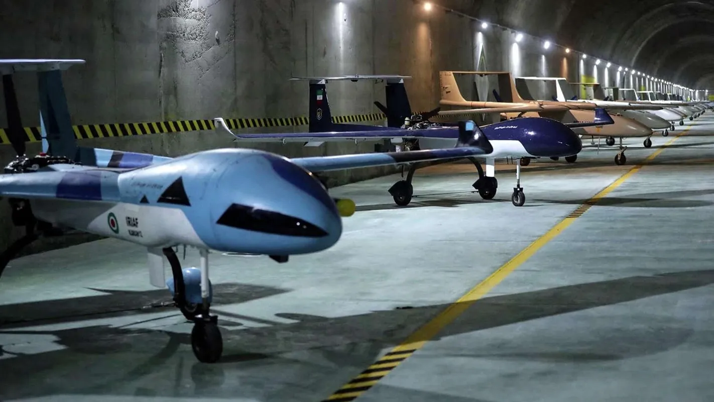 Các loại UAV trong một căn cứ ngầm của Iran được công bố năm 2022 - Ảnh Reuters