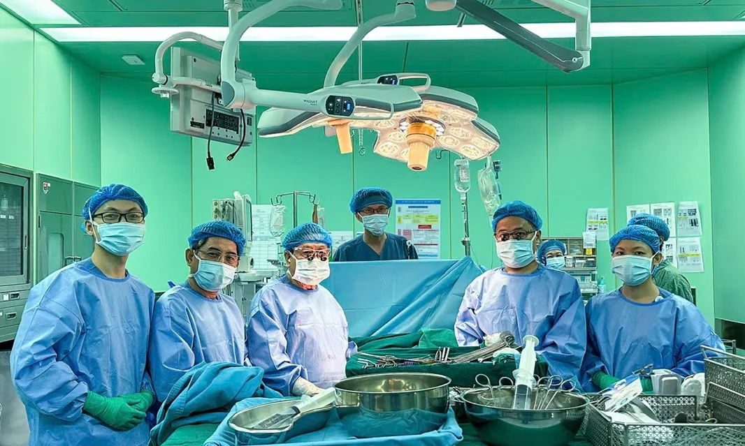 Bệnh viện Đại học Y Dược TPHCM thực hiện thành công ca ghép thận thứ 100
