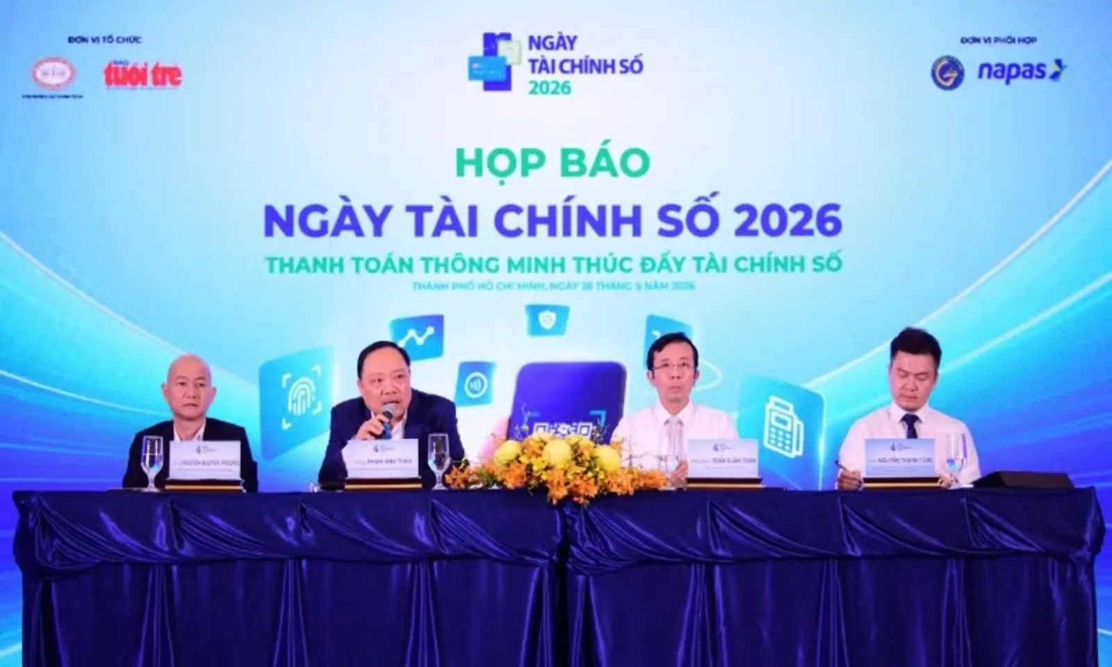 “‘Ngày không tiền mặt’ chuyển sang ‘Ngày tài chính số’” – Hình 1
