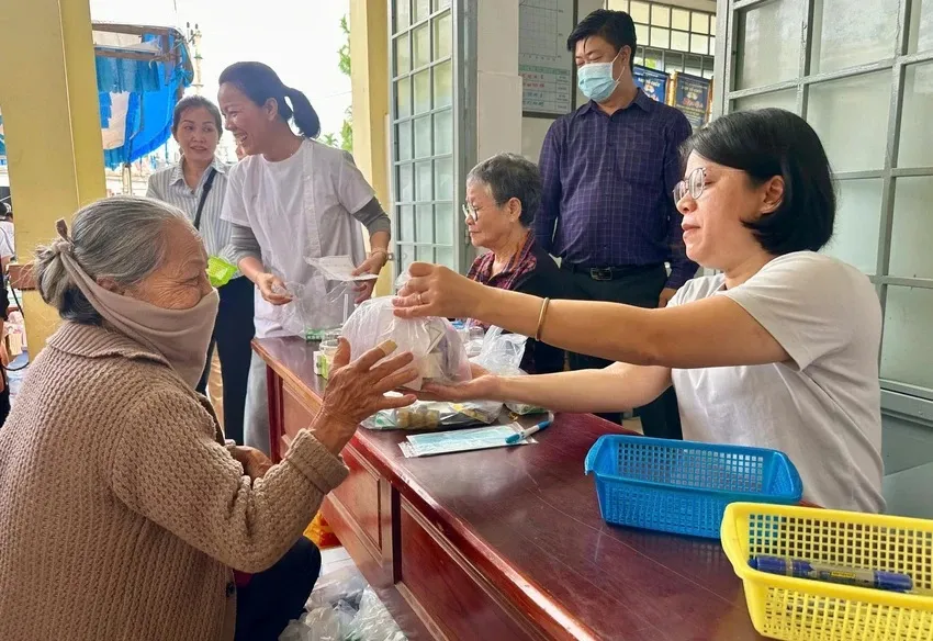 ho-tro-thuoc-mien-phi 2