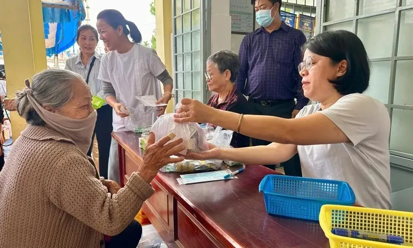 Từ 10/7, 12 nhóm bệnh nhân được hỗ trợ cấp thuốc miễn phí