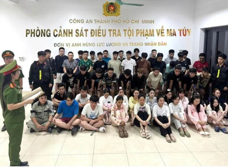 cong-an-tphcm-khoi-to-xu-ly-50-doi-tuong-anh-ca-tphcm_20260527214205