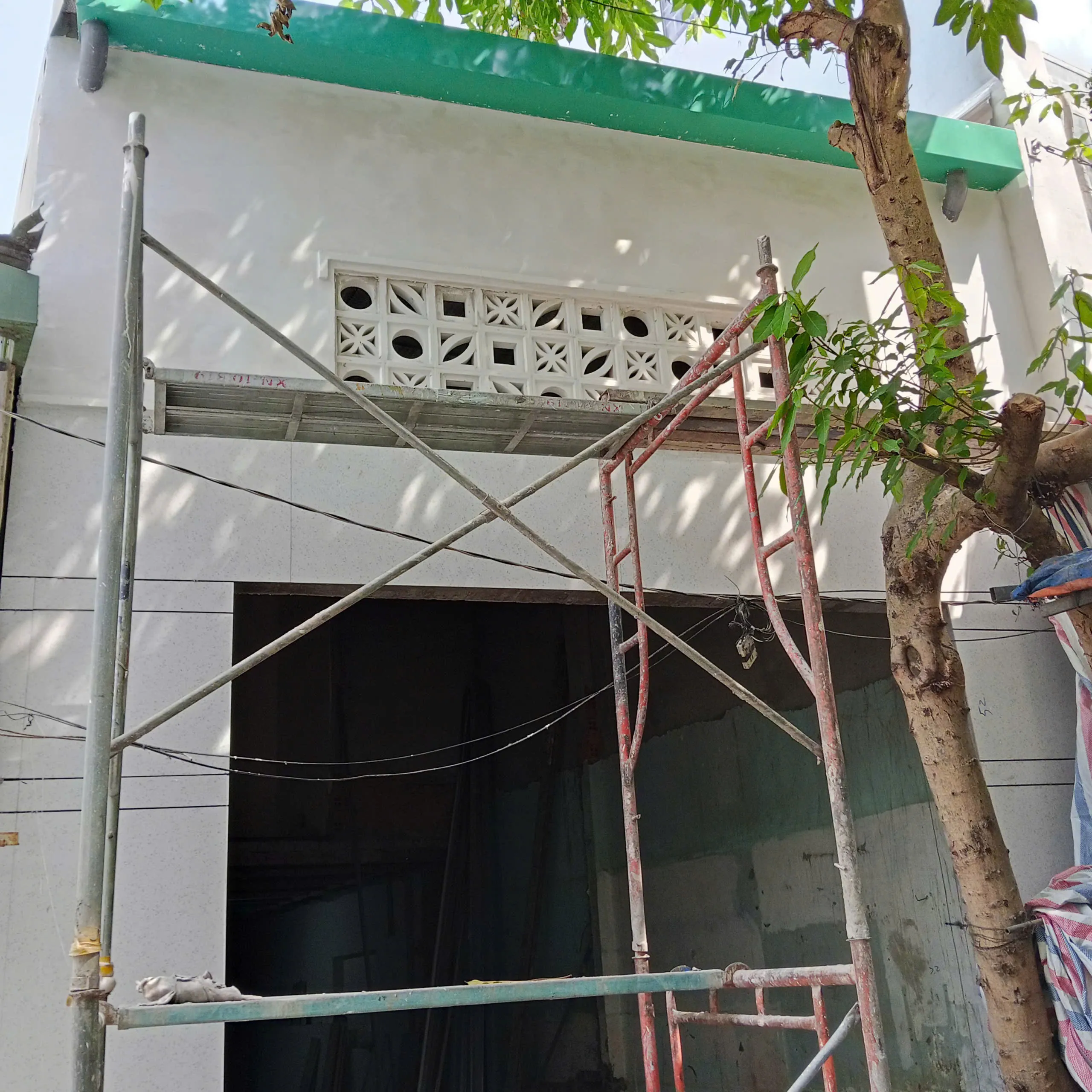 xây dựng