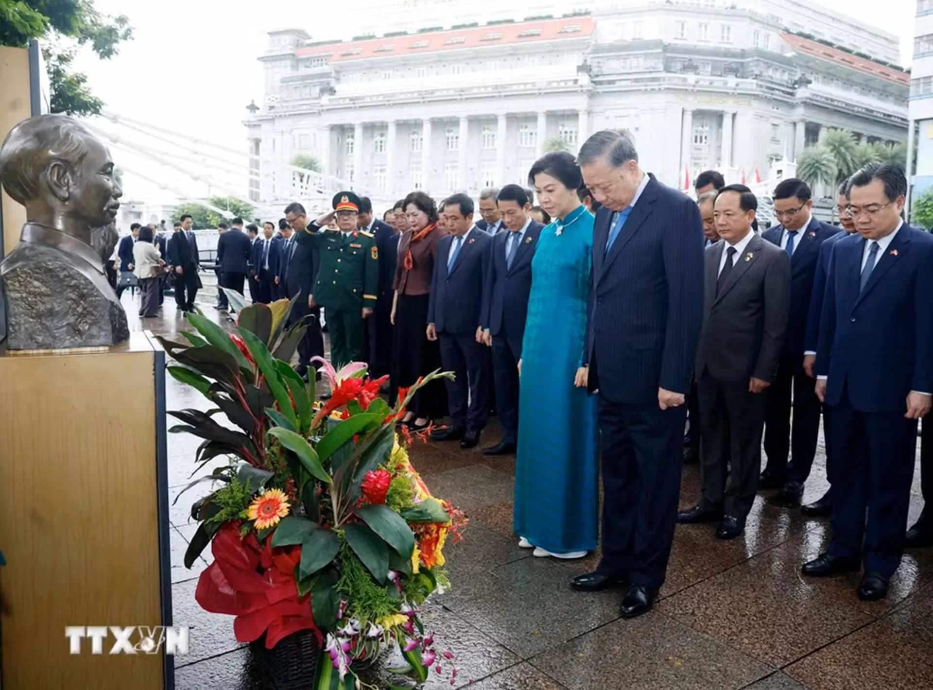 ttxvn-tong-bi-thu-chu-tich-nuoc-to-lam-va-phu-nhan-cung-doan-dai-bieu-cap-cao-viet-nam-dang-hoa-tai-tuong-dai-chu-tich-ho-chi-minh4