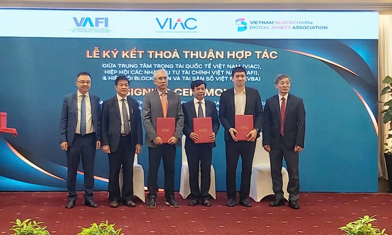 Thành lập Hội đồng Chuyên gia Tranh chấp FinTech undefined Kinh tế số VIAC