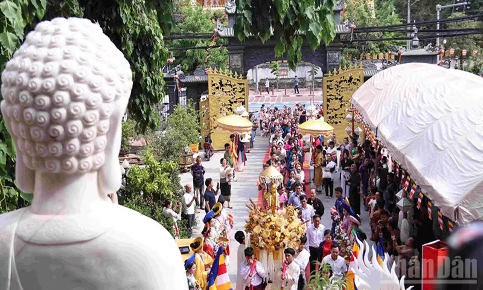 Đại lễ Phật đản 2570 trang trọng tại chùa Phật Tích ở Vientiane – Hình 1