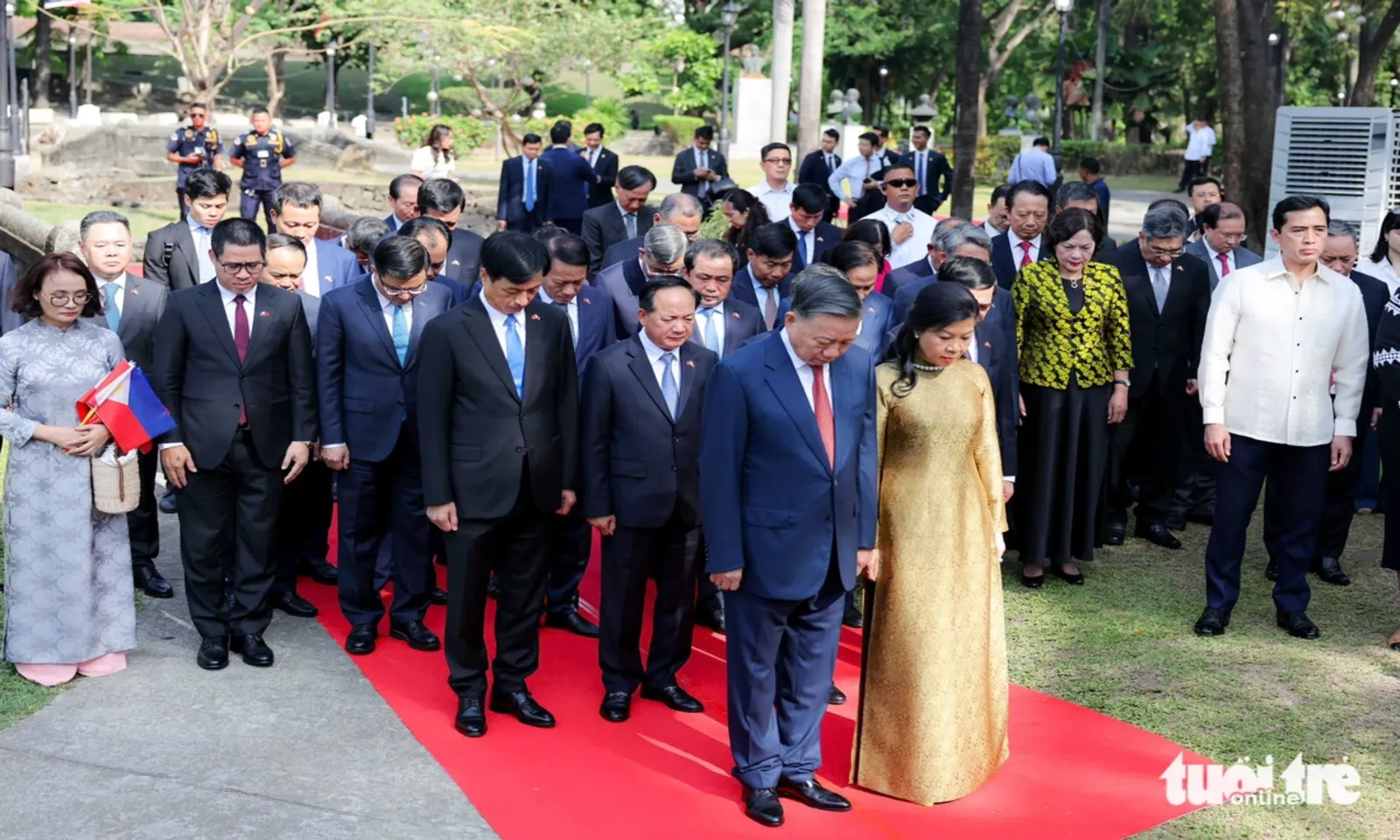 Tổng Bí thư, Chủ tịch nước Tô Lâm gặp kiều bào tại Philippines, khẳng định ý nghĩa lịch sử chuyến thăm – Hình 7