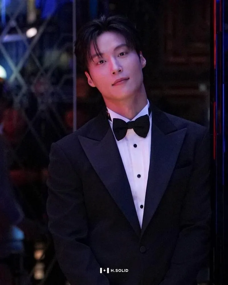 Heo Nam Jun: Từ giấc mộng ca sĩ đến ác nhân quyến rũ màn ảnh 7 Heo Nam Jun: Từ giấc mộng ca sĩ đến ác nhân quyến rũ màn ảnh 7
