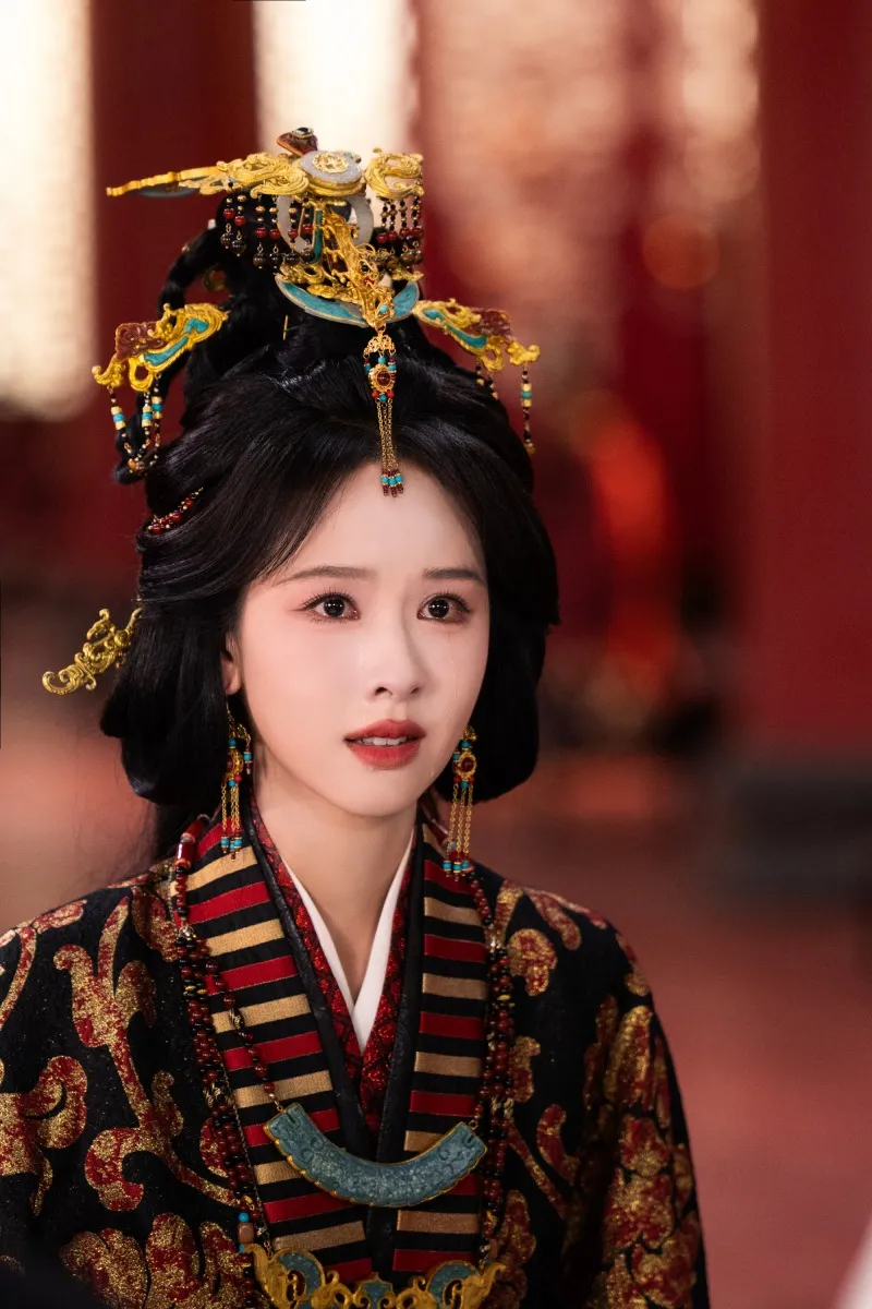 vohkieu-so-cua-tran-do-linh-duoc-gan-nua-gioi-giai-tri-giup-quang-ba-11