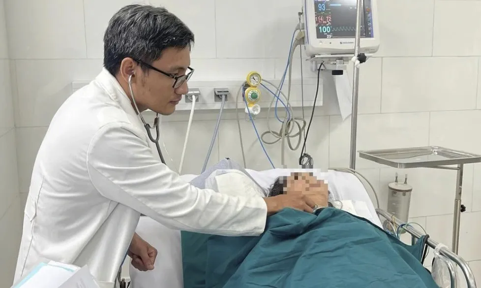 Cứu sống cô gái 19 tuổi mắc bệnh viêm não tự miễn hiếm gặp