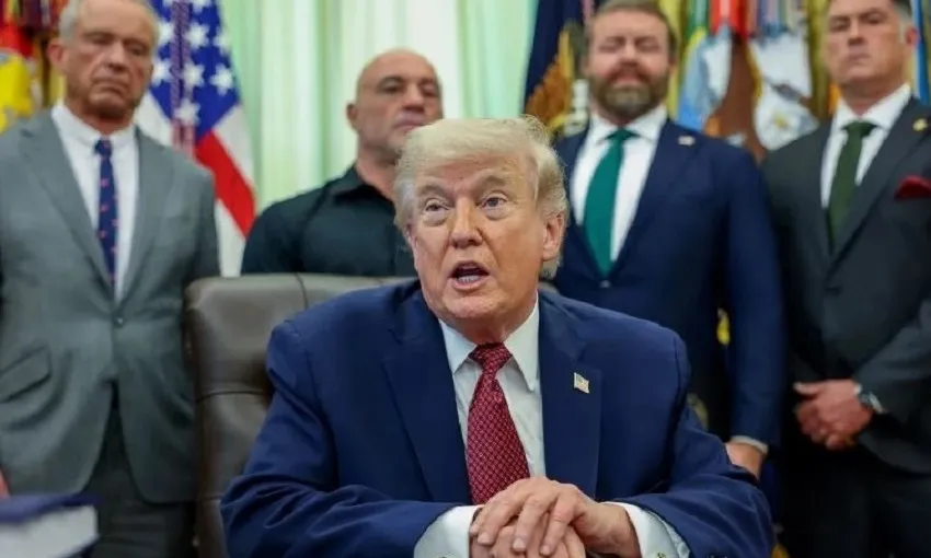 Tổng thống Donald Trump gặp khó trong việc giải ngân tiền cho Iran