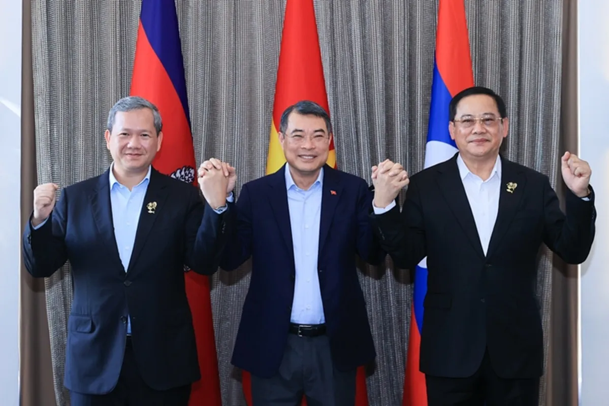 Thủ tướng Campuchia Hun Manet -Thủ tướng Lê Minh Hưng - Thủ tướng Lào Sonexay Siphandone - Ảnh VGP