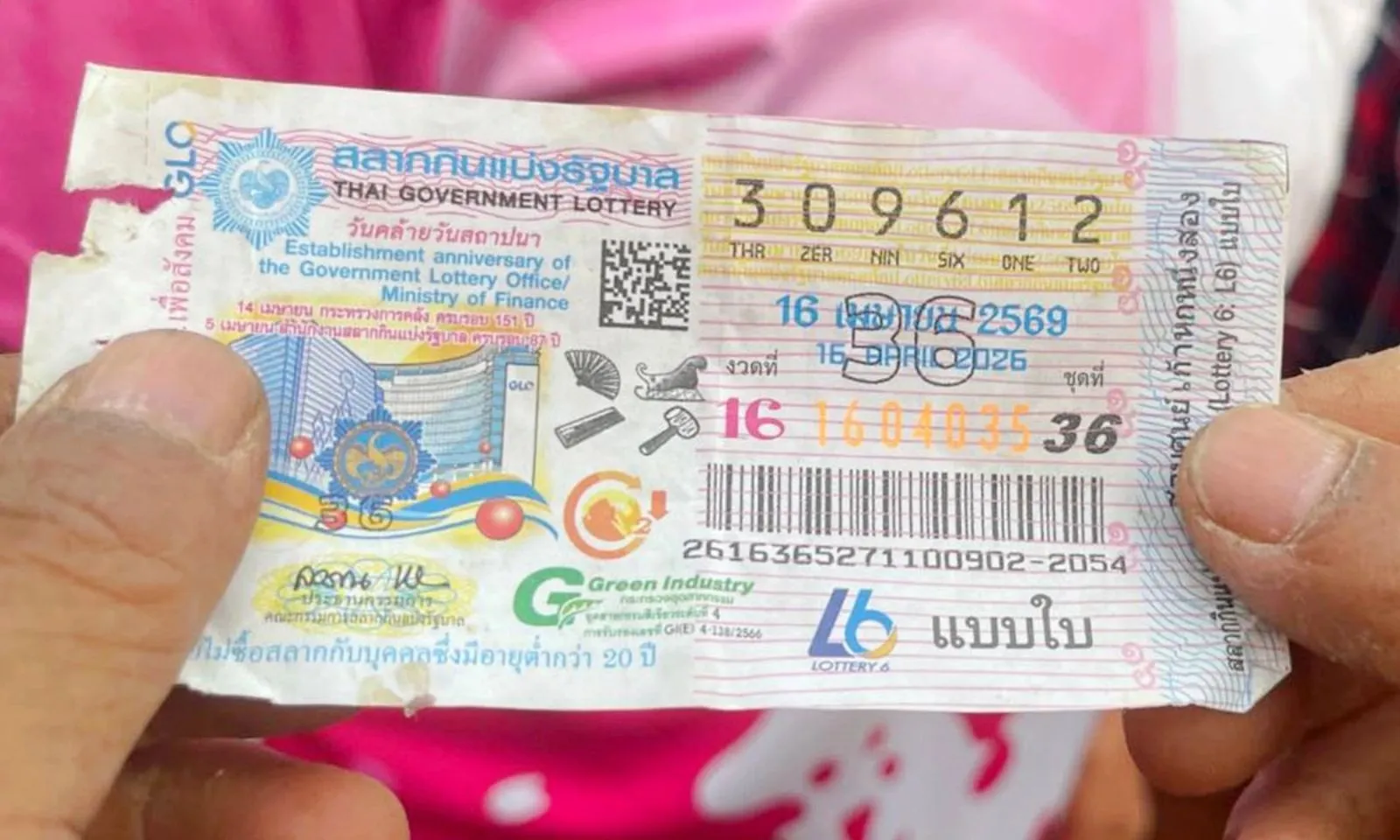Trúng độc đắc nhờ nghe theo lời cháu trai