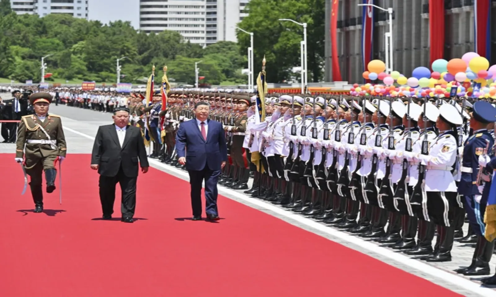 Ông Kim Jong Un gọi ông Tập Cận Bình là “vị khách quý được Triều Tiên trọng thị nhất” – Hình 2