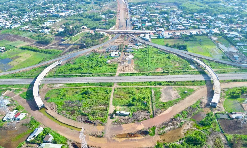 Dồn lực thi công, Vành đai 3 qua Đồng Nai sẵn sàng phục vụ vào tháng 8 tới