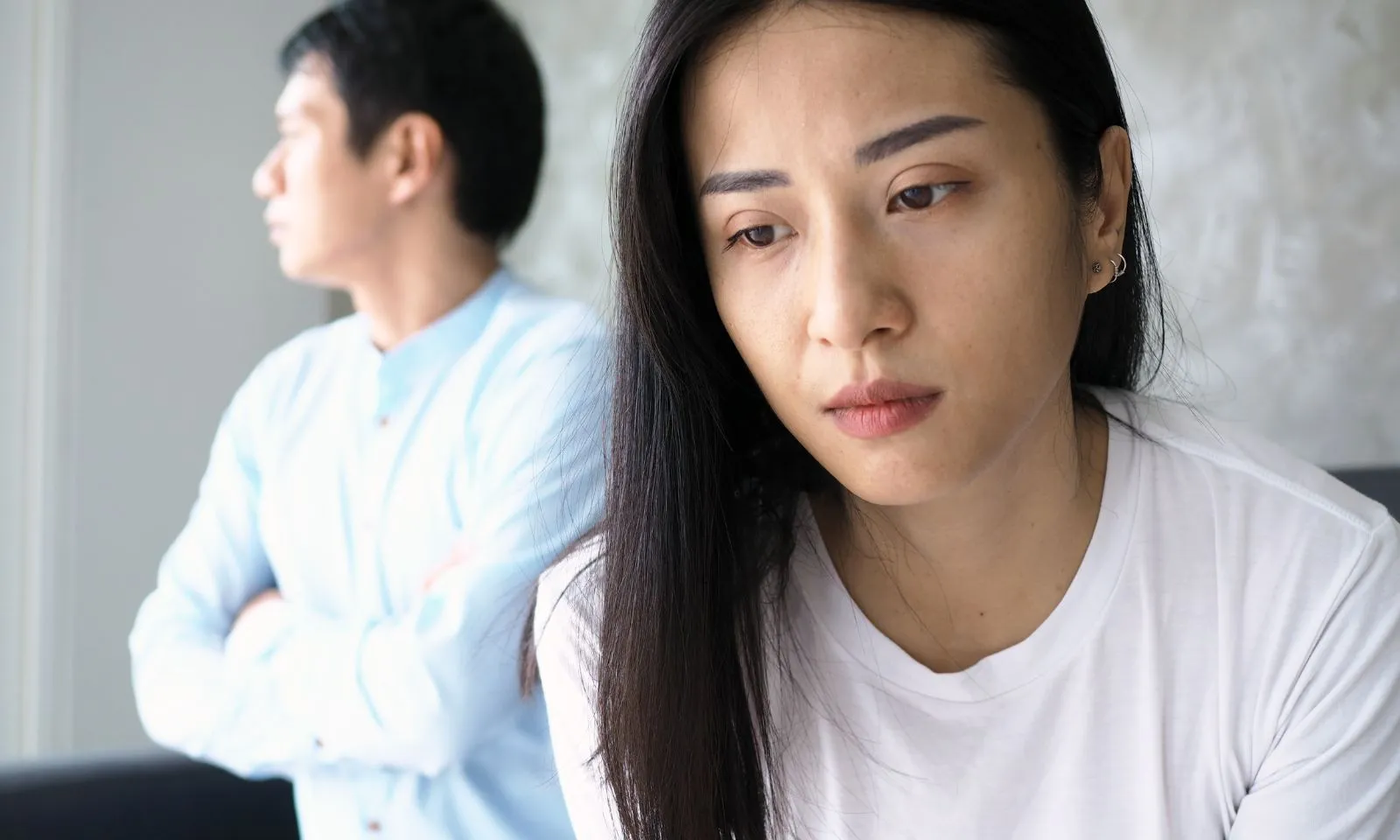 Tưởng chồng vô sinh, 18 năm sau tôi phát hiện anh có con riêng