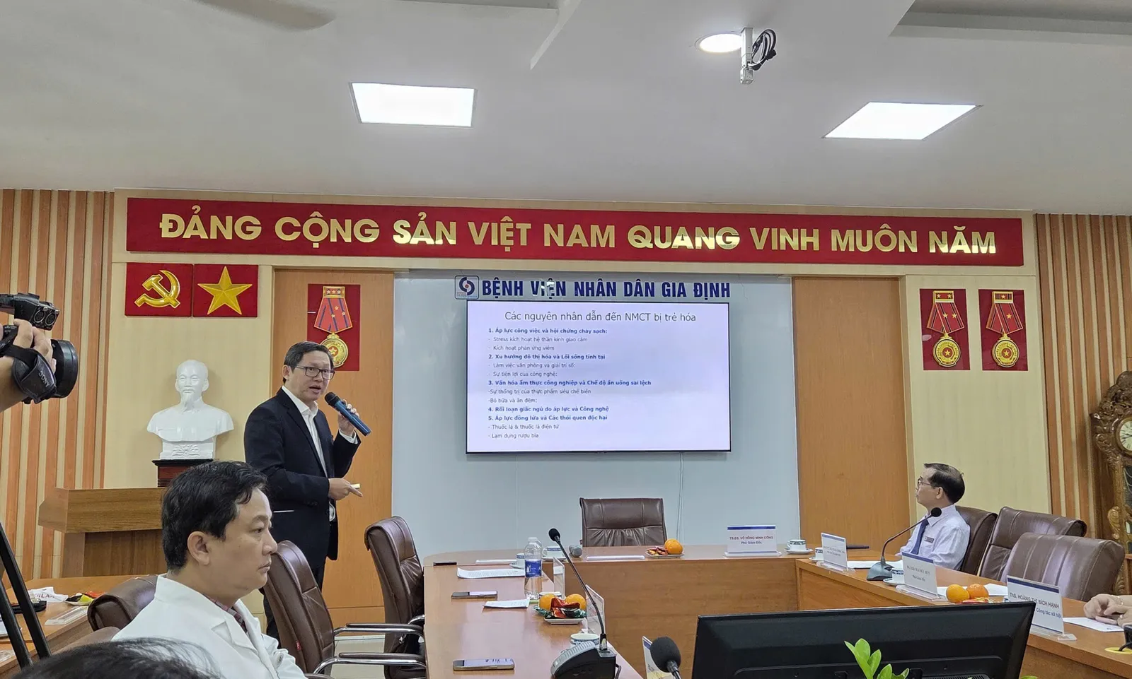 Nhồi máu cơ tim – “Cơn sóng ngầm” đang hủy hoại người trẻ