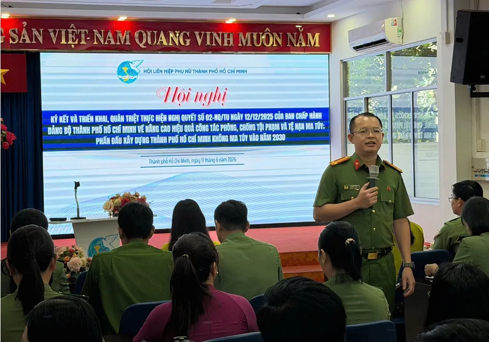Trung ta Ho Ngoc Van DH canh sat nhan dan