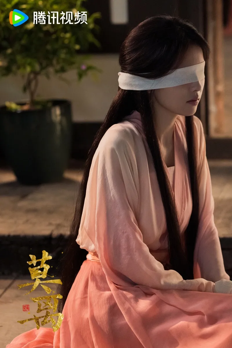 voh-nu-chinh-mac-ly-gay-lu-2