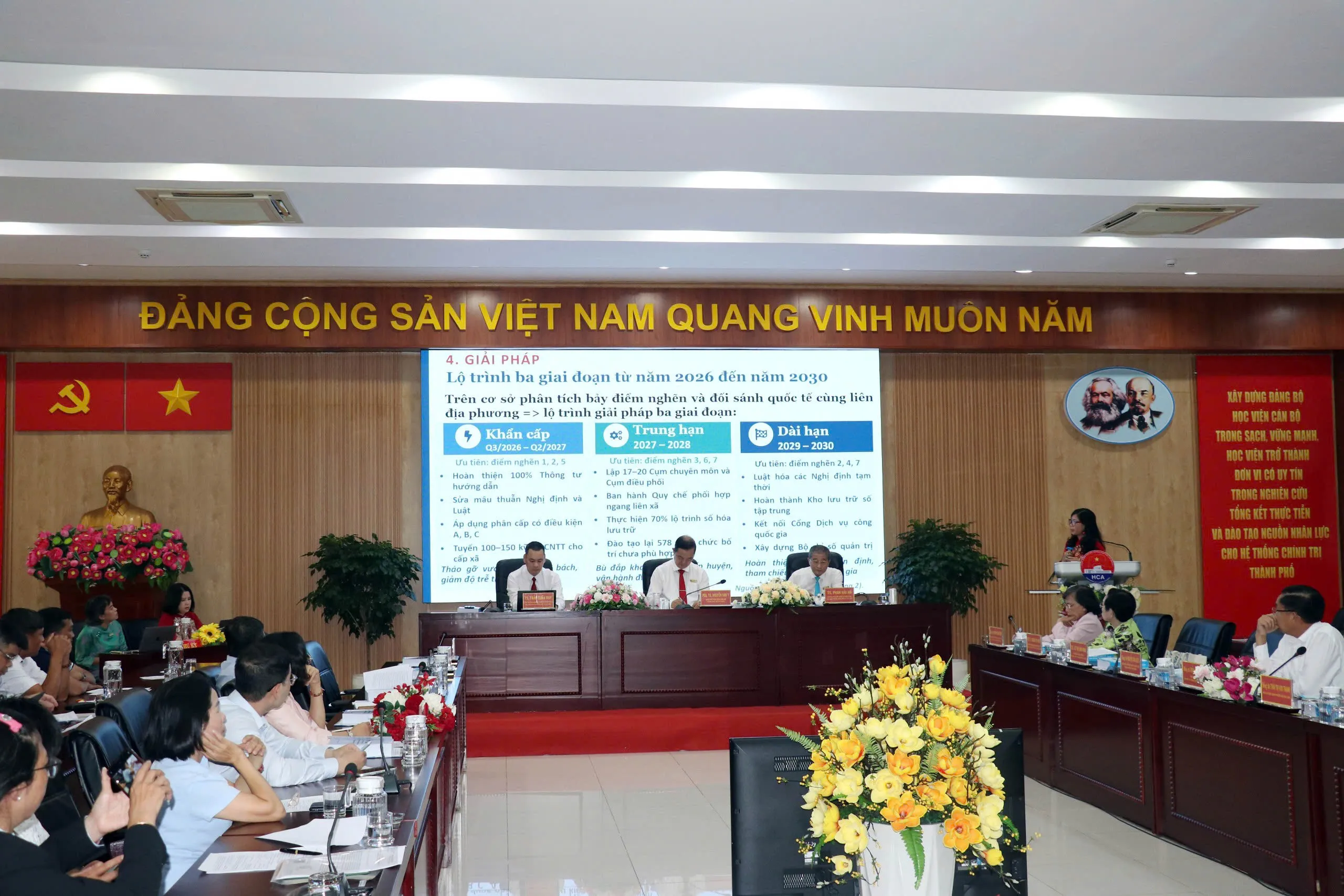 Quang cảnh Hội thảo (2)