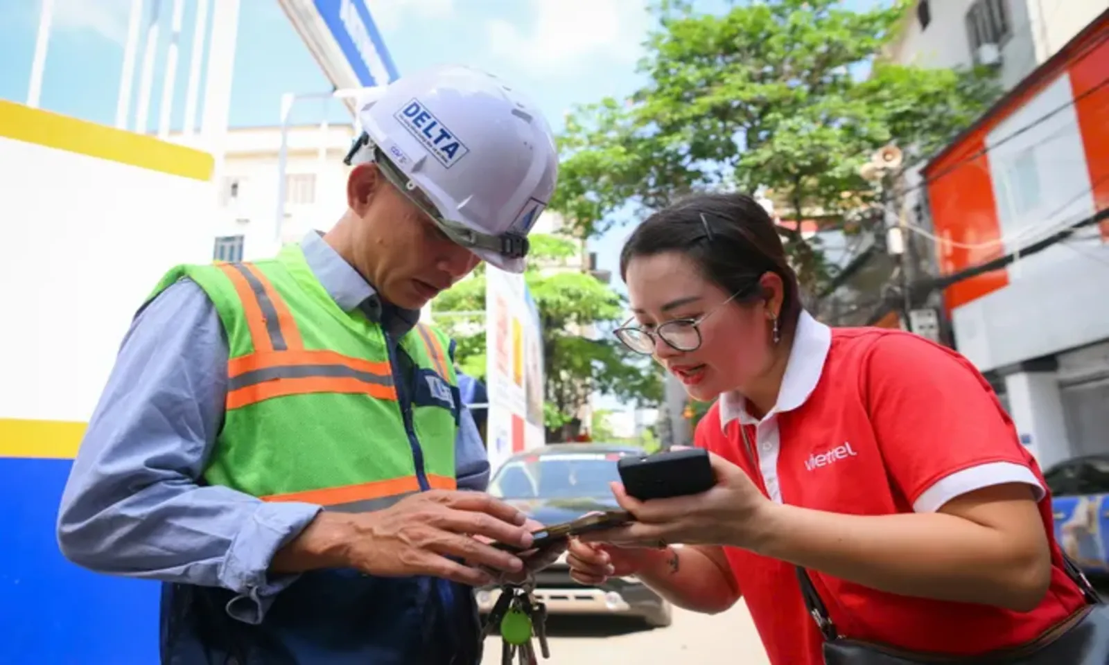 Nhà mạng tăng tốc hỗ trợ xác thực thuê bao qua VNeID trước hạn chót – Hình 3
