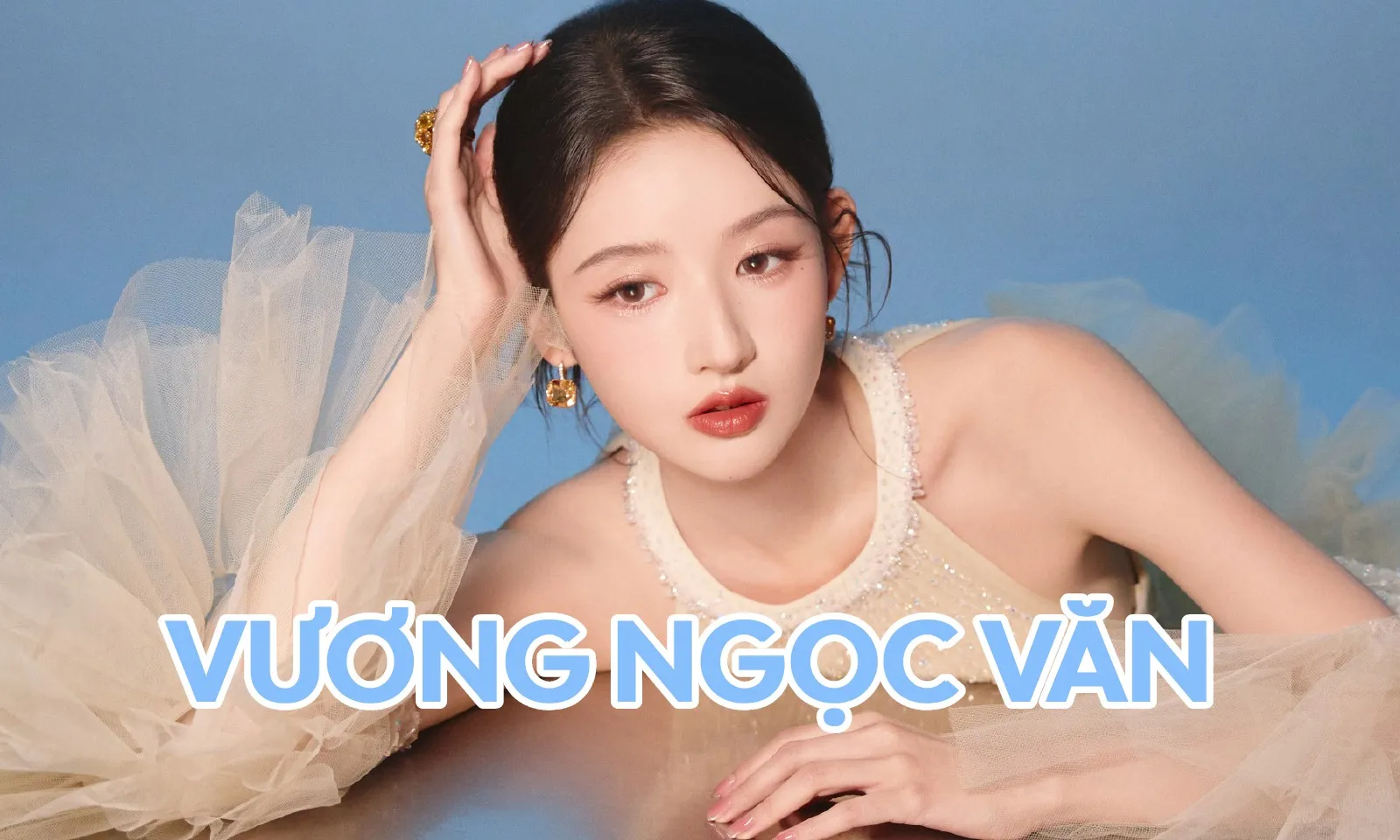 Tiểu sử Vương Ngọc Văn: mỹ nhân Cbiz thú vị, bạn thân của nhiều sao nam