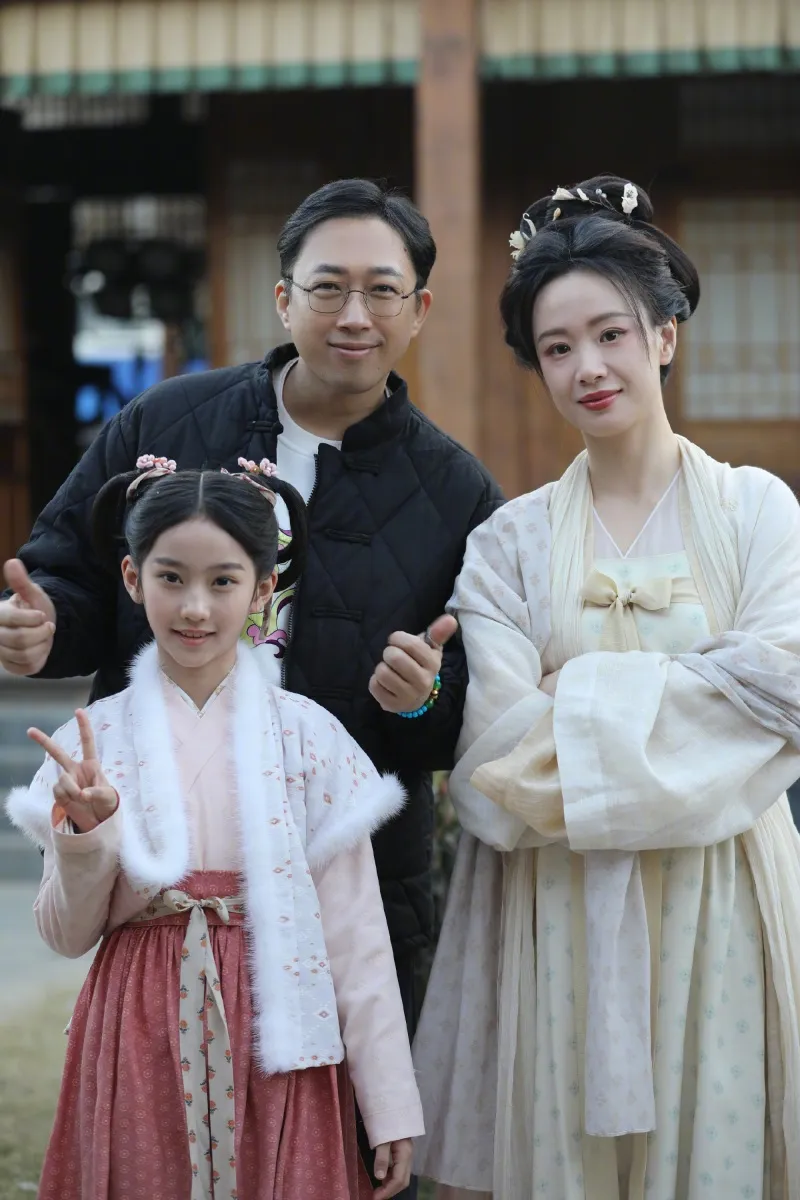 voh-dan-dien-vien-kim-ngo-bat-cam-61