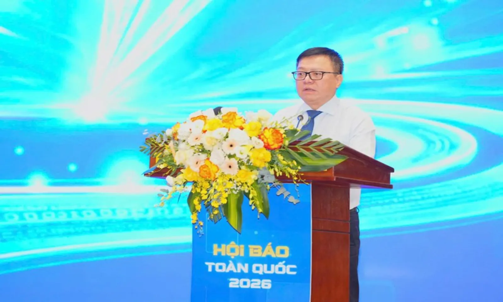 Ban hành 10 nguyên tắc dùng AI trong báo chí – Hình 2