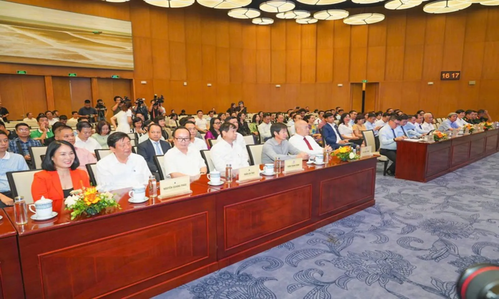 Ban hành 10 nguyên tắc dùng AI trong báo chí – Hình 3