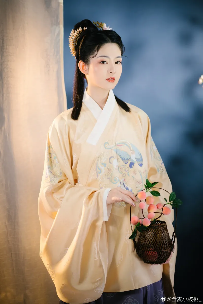 voh-tieu-su-trieu-tinh-35