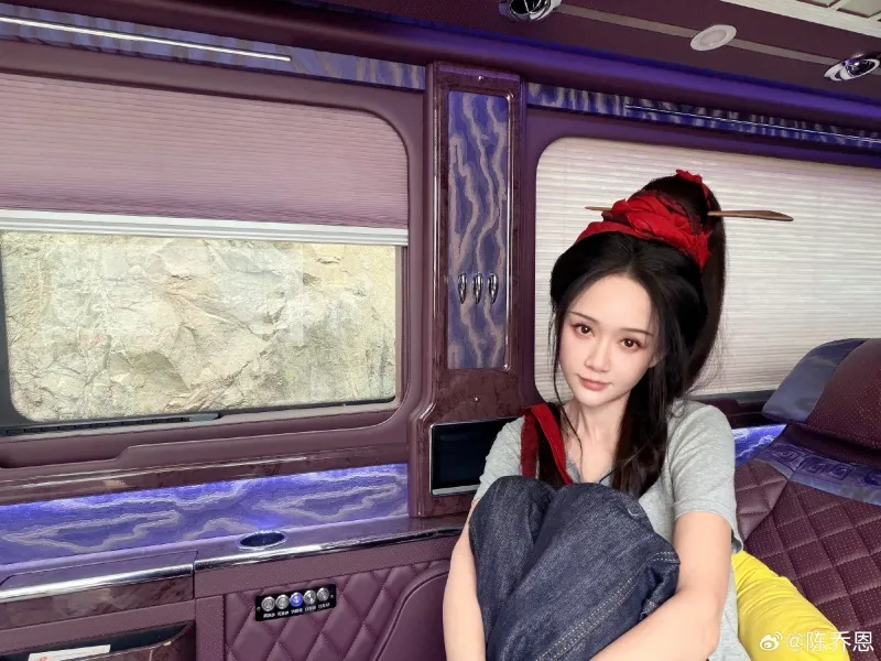 voh-dan-dien-vien-phuong-vu-cuu-thien-8