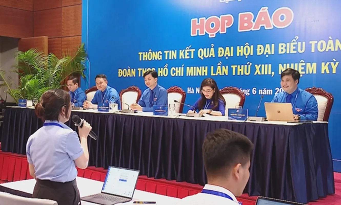 Đưa Nghị quyết Đại hội Đoàn XIII vào cuộc sống bằng hành động cụ thể
