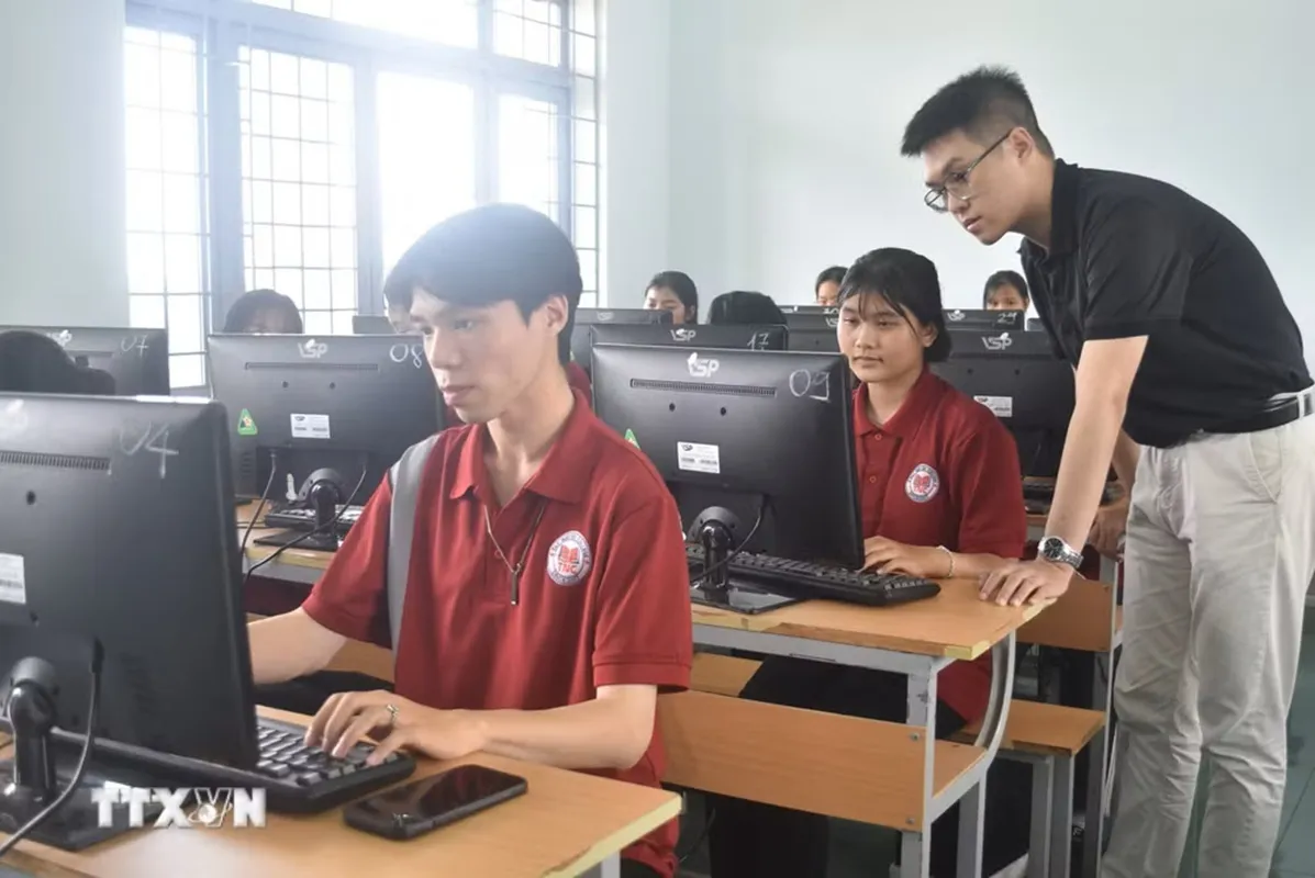 Kết luận của Tổng Bí thư, Chủ tịch nước tại buổi làm việc về công tác chuẩn bị năm học mới - Ảnh 4.