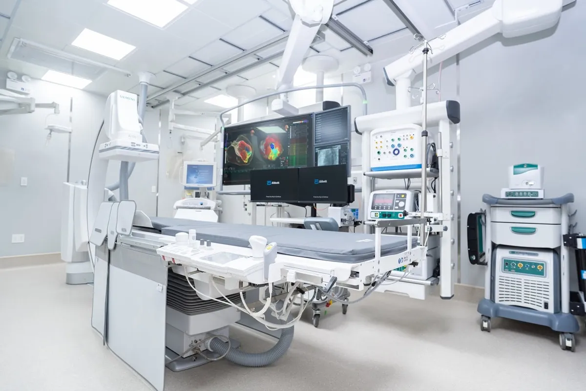 máy móc hiện đại tại bệnh viện chợ rẫy