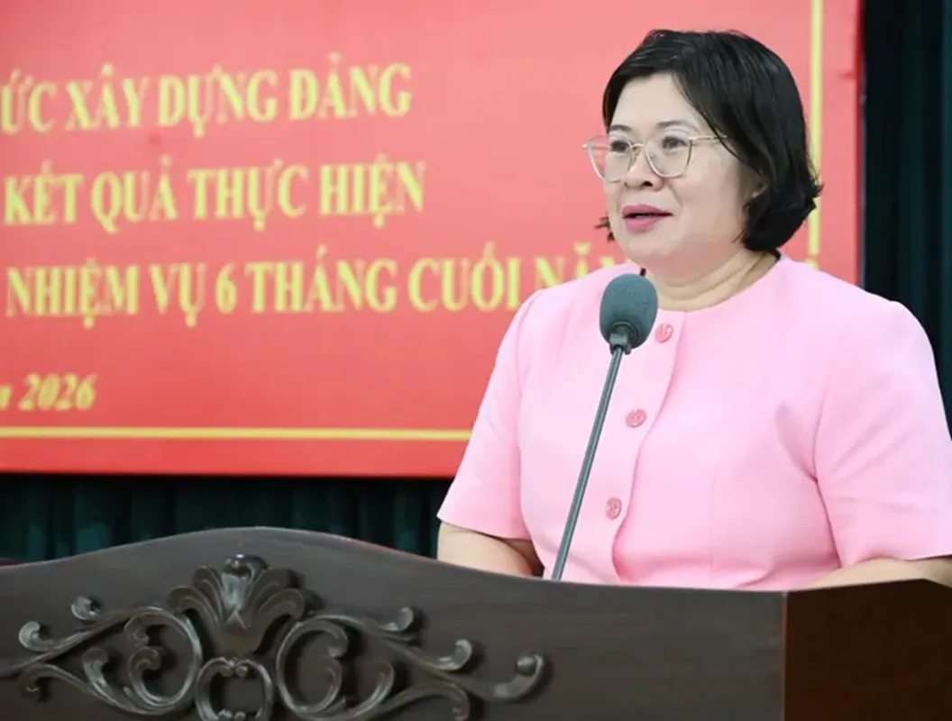 Phó Bí thư Thành ủy TPHCM Văn Thị Bạch Tuyết phát biểu chỉ đạo. Ảnh SGGP