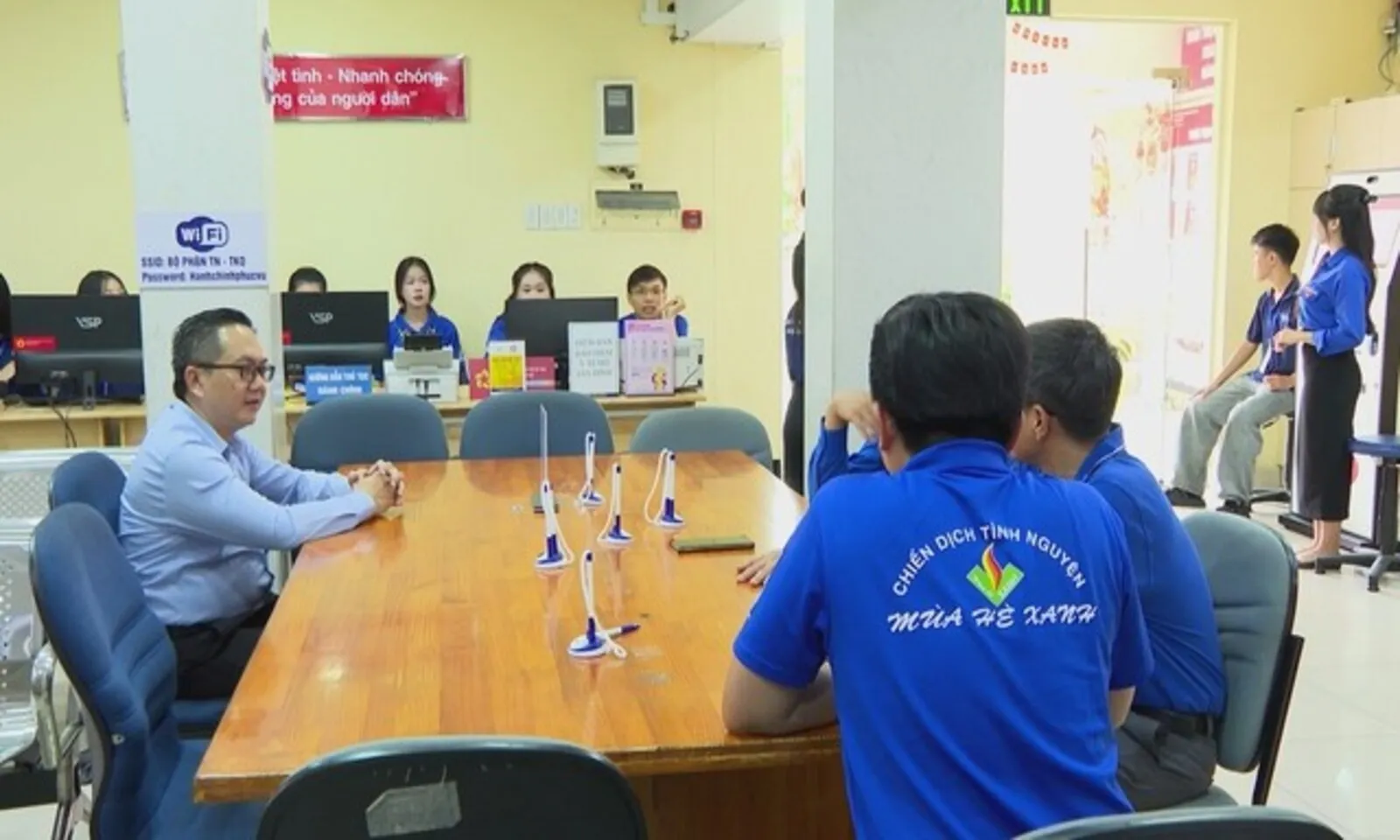 “Mùa hè số” hỗ trợ người dân làm thủ tục trực tuyến – Hình 2