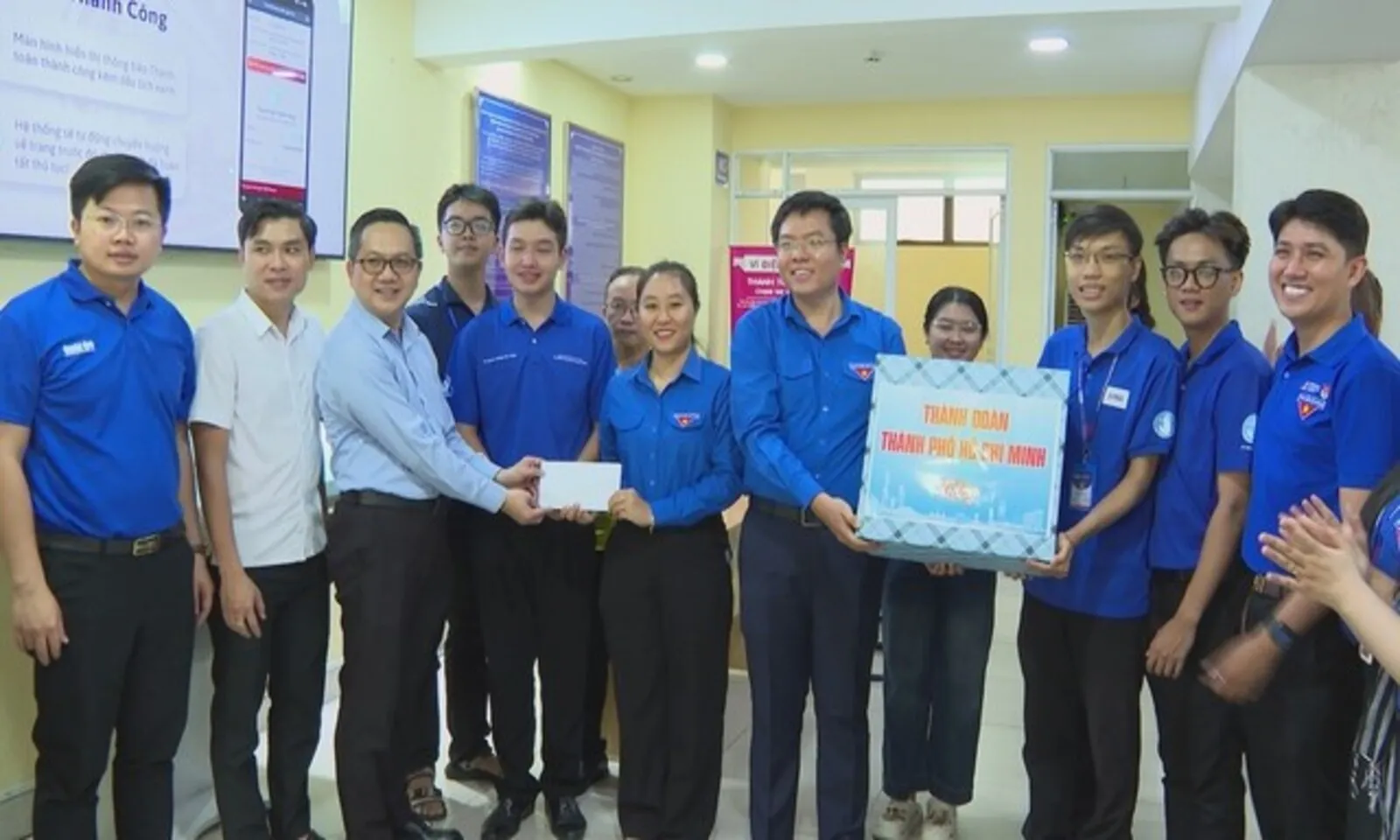 “Mùa hè số” hỗ trợ người dân làm thủ tục trực tuyến – Hình 4